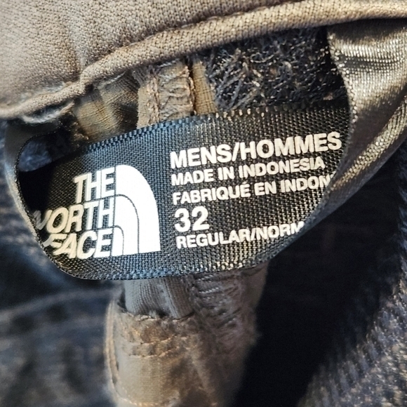 The North Face Men's Hybrids Shorts Size‎ 32 Inseam 10" Hike Outdoors Climb - Picture 7 of 8